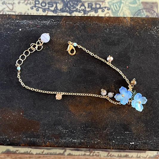 Cerulean Dew Blossom: Blue Hydrangea Bracelet