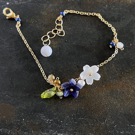 Indigo & Dew Blossom: Platycodon & Nemophila Bracelet